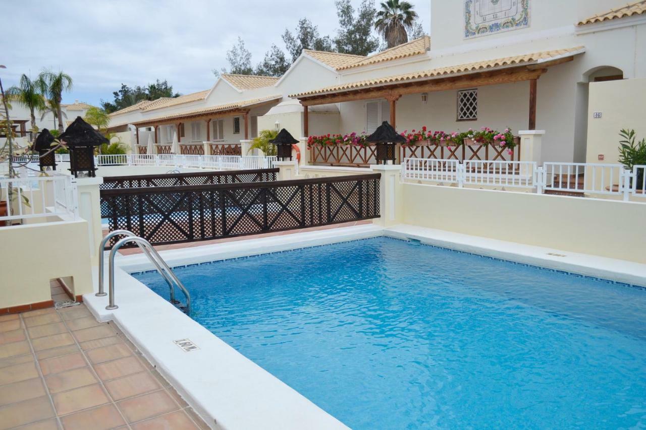 Golf Resort Tenerife Sur Los Cristianos (Tenerife) Exterior foto